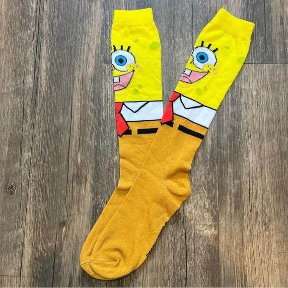 2020 Viacom Accessories - Sponge Bob Print Yellow Brown Long Socks Unisex One Size